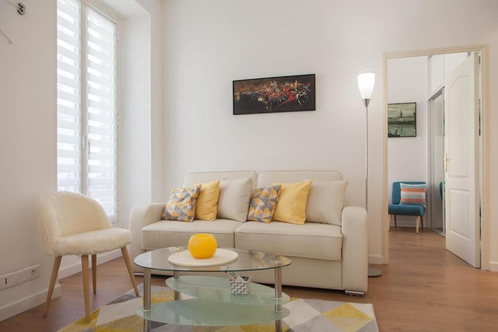 ניס #28 1 Bdr Flat Ac Balcony Hper Central 10Mins To Beach & Old Town מראה חיצוני תמונה