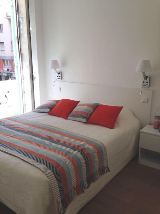 ניס #28 1 Bdr Flat Ac Balcony Hper Central 10Mins To Beach & Old Town מראה חיצוני תמונה